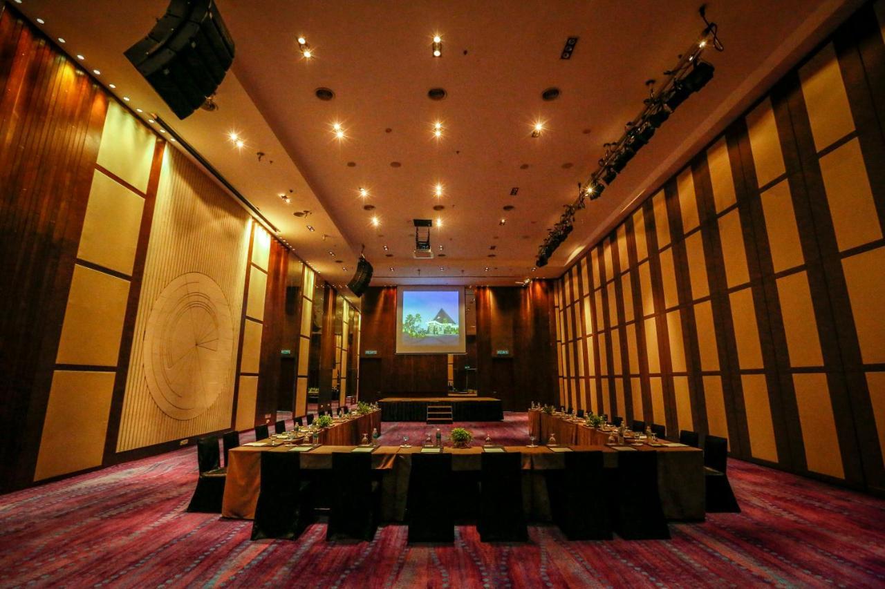 Avani Sepang Goldcoast Resort Kampong Bagan Lalang Dış mekan fotoğraf The meeting room
