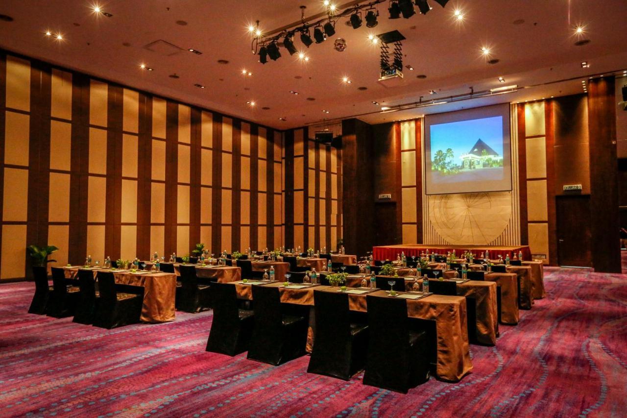 Avani Sepang Goldcoast Resort Kampong Bagan Lalang Dış mekan fotoğraf The Grand Ballroom