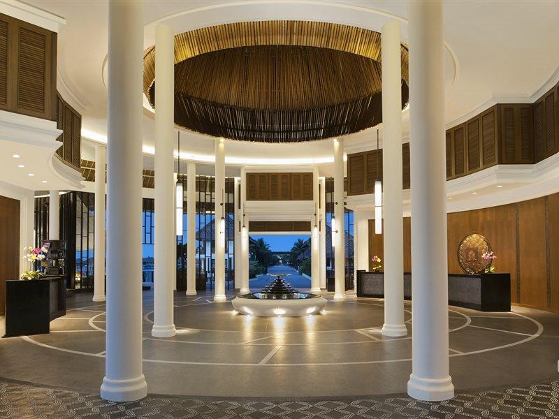 Avani Sepang Goldcoast Resort Kampong Bagan Lalang Dış mekan fotoğraf The lobby of the hotel