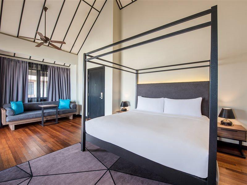 Avani Sepang Goldcoast Resort Kampong Bagan Lalang Dış mekan fotoğraf A bedroom at the hotel
