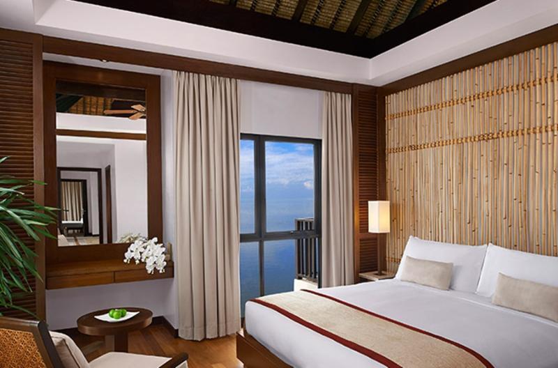Avani Sepang Goldcoast Resort Kampong Bagan Lalang Dış mekan fotoğraf A bedroom at the Shangri-La at the Fort